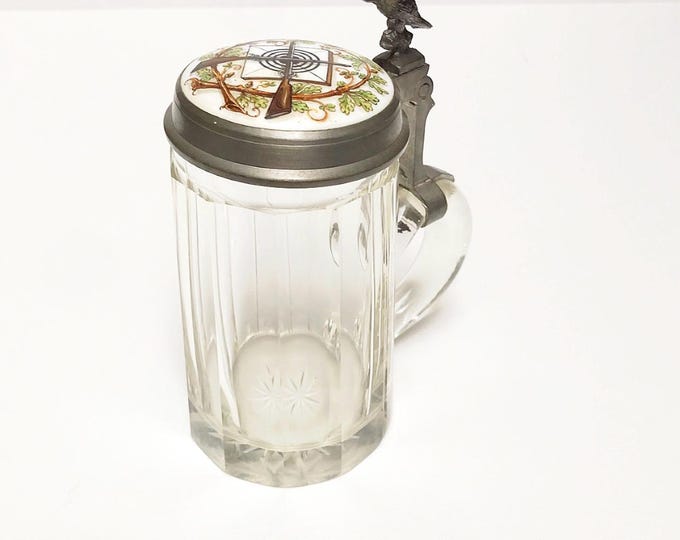 Antique glass beer mug with eagle lifter, German hunter's mug, tankard with porcelain lid and hand-painted hunting motif