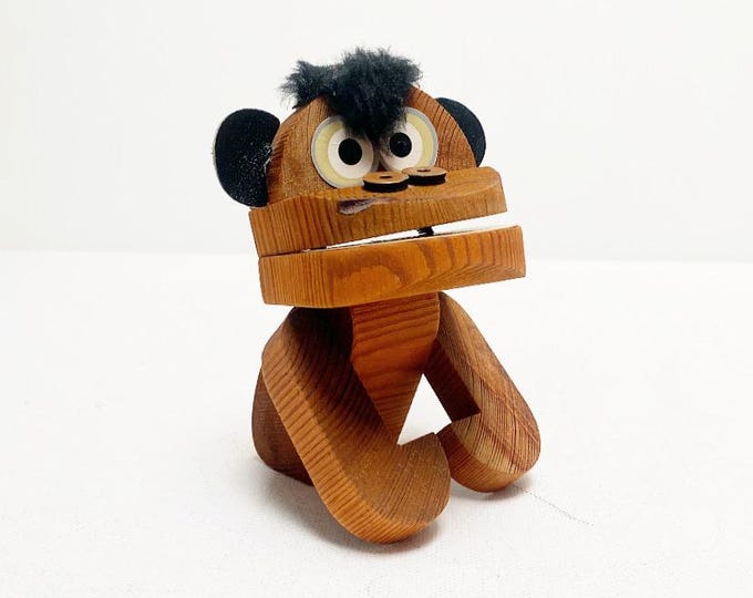 Vintage Mid Century Frank Meisler, Israel Paper Clip, Note Holder Monkey on Wood, Cult