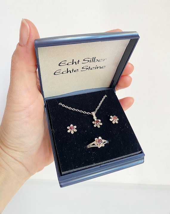 Vintage 835 silver jewelry set, anchor necklace with flower pendant, stud earrings and ring, red stone