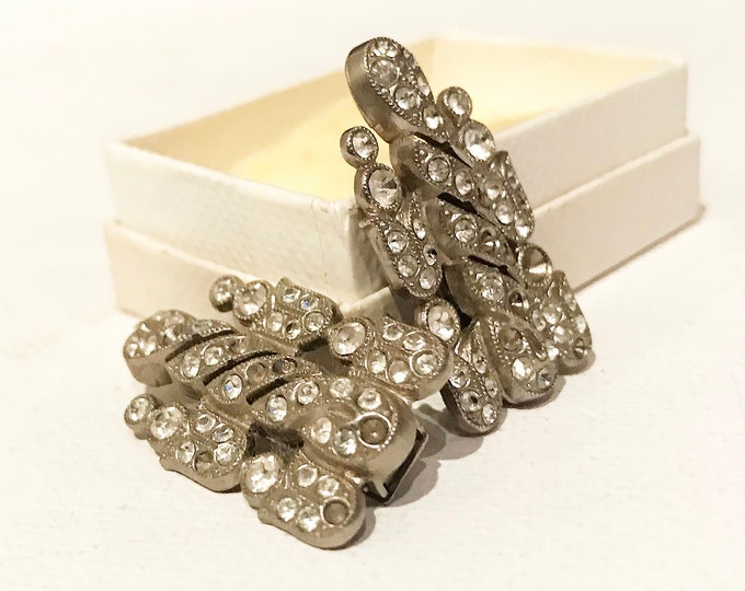 Antique Art Nouveau collar clips / clasps with rhinestones / collar jewelry