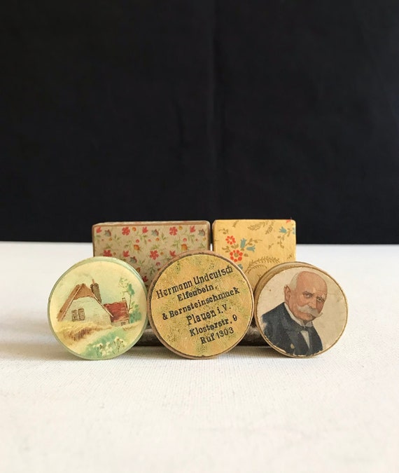 Antique jewelry box / vintage box / box / jewelry case