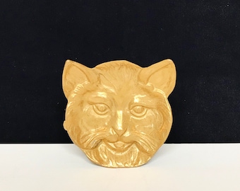 Vintage brass bowl / cat / bowl / soap dish / jewelry dish / ring dish / gold / cat head