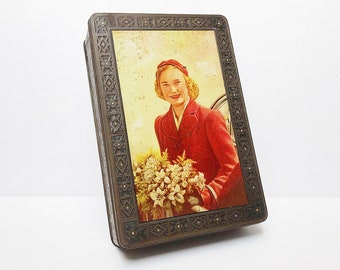 Antique large tin can, DBF - De Beukelaer Freres, Belgium, Princess Josephine-Charlotte / biscuit tin