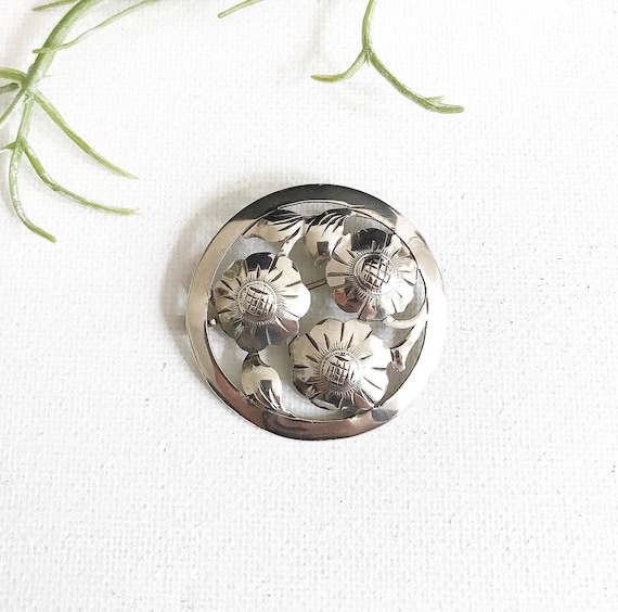 Antique 835 silver brooch / handmade, with flower motif / three flowers, chased