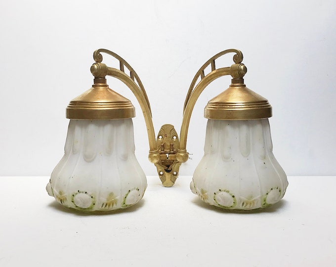 Original antique Art Nouveau wall lamp made of brass / biscuit porcelain shades - white green, floral