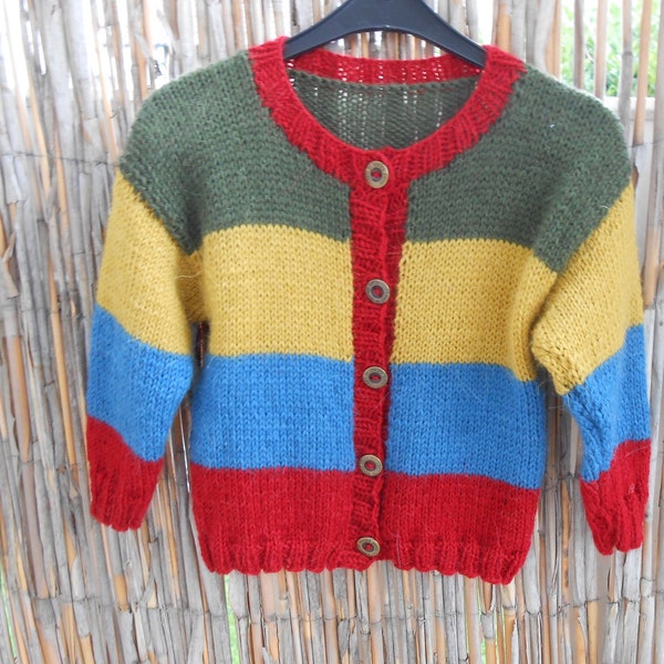 Babystrickjacke mit Blockstreifen