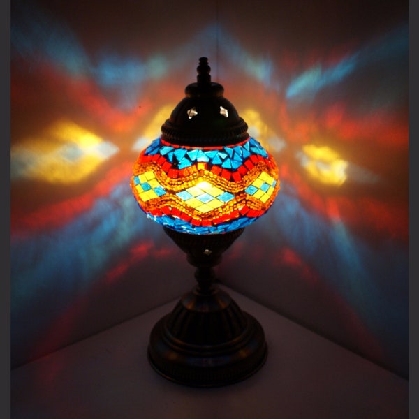 Mosaic - Table Lamp M Oriental Lamp Mosaic Lamp Mosaic Lamps Samarkand Lights Blue - Orange - Red