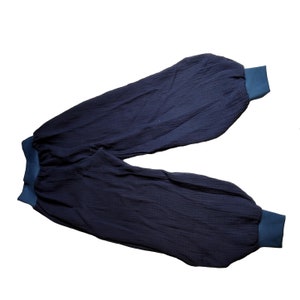 Bloomers in women's sizes, muslin, plain, night blue, denim blue, with no pocket, additional lining possible