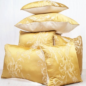 Botanical Design Square and Rectangular Cushion Covers | Rectangular Cushions | Square Cushions | Scatter Cushions | Throw Cushions |6 Sizes