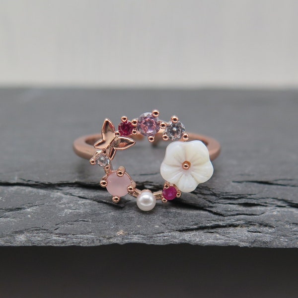 Ring Kranz - Blume Schmetterling roségold Perle weiß - verstellbar rosévergoldet Glitzer Kristalle rosa weiss pink Hochzeit Boho Braut top