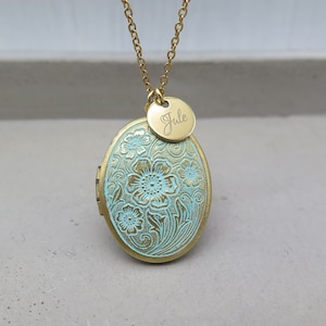 Engraving - Necklace Flowers Medallion Vintage Style Gold Plated Patina Antique Turquoise Coin 10mm - Stainless Steel / Gift Photo Reminder Picture / Wedding