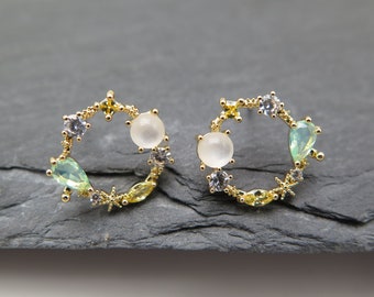 Boucles d'oreilles à tige couronne - étoile de mer or vert pierre de lune claire - cristaux de paillettes plaqués or élégant cadeau fin boho mariage plage vacances étoile de mer