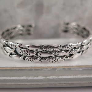 Bangle school of fish silver plated fish bracelet antique blackened animal jewelry cuff retro sea style maritime jewelry sea lovers love image 4