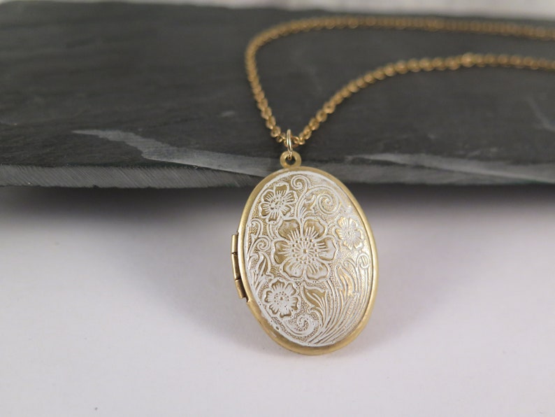 BESTSELLER Flower Vintage Style Locket Gold Plated Patina Antique White Stainless Steel Chain Gift Photo Memory Wedding Love Spring image 8