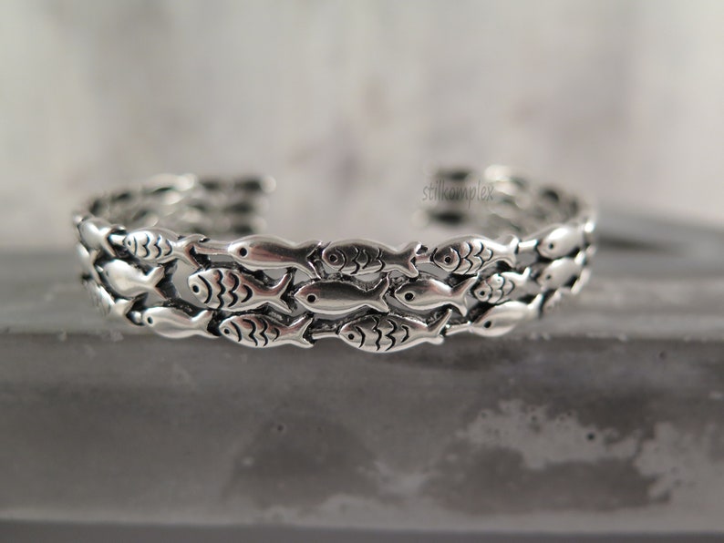 Bangle school of fish silver plated fish bracelet antique blackened animal jewelry cuff retro sea style maritime jewelry sea lovers love image 3