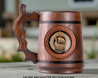 Personalized Oak Beer Mug in Nordic Style with Engraving of a Viking Ship - Drakkar, Handmade
