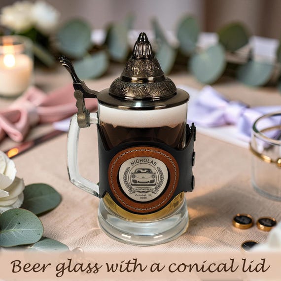 Wedding Beer Glass with Lid & Name Engraving, 17 oz Stein, Groomsman Gift for Men