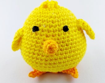 Amigurumi chick with keychain