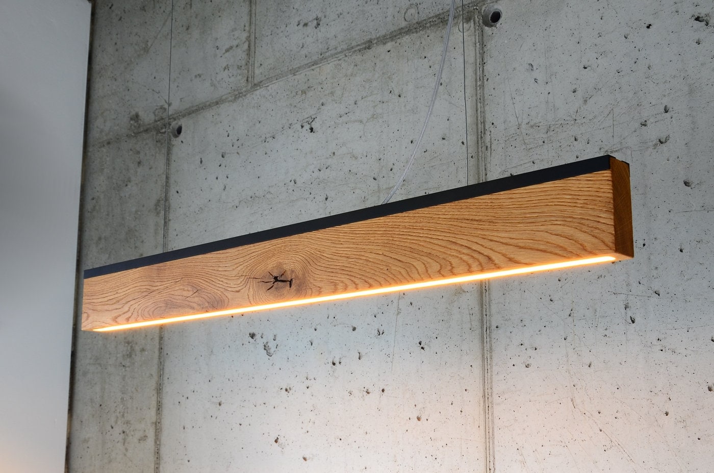 Lampe Rift - En Bois Massif Brossé, À Placer Au-Dessus D'une Table, D'un Bureau, Îlot Central Ou Miroir, Dans Un Couloir, Une Chambre Salle De Bain