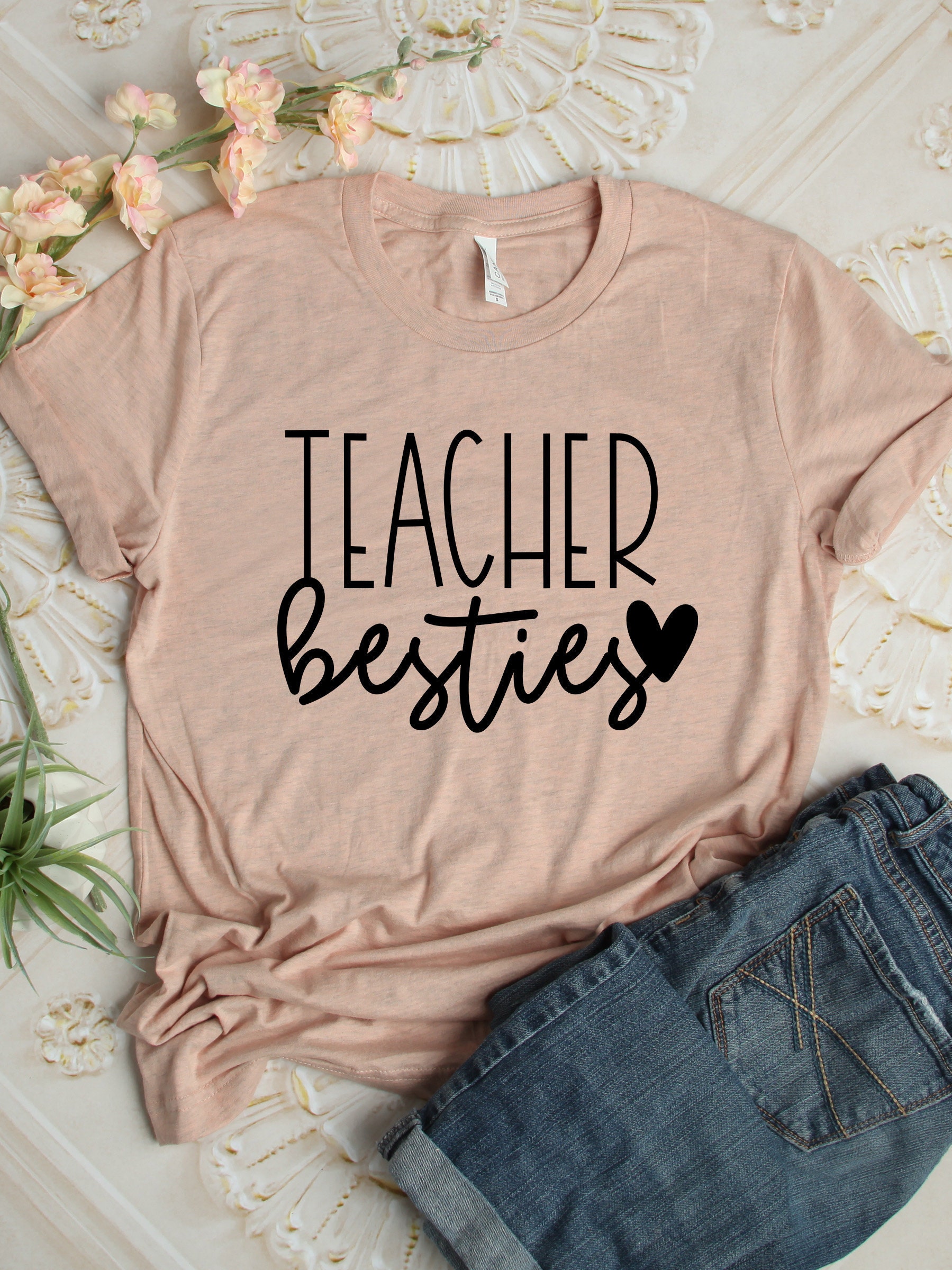  She's My Teacher Bestie - Camisa personalizada, camisetas para  profesoras de escuela, camisetas personalizadas para mujer, camisa de  profesora de bondad, camisas de profesora para mujer, camisa de profesora  sustituta 