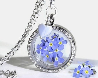 Necklace with real forget-me-not flowers medallion dried flowers flower jewelry blue medallion necklace farewell gift flower necklace