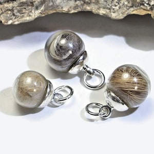 Keepsake pendant glass ball filled with animal hair dog hair cat hair horse hair feathers memory pet hollow bead glass bead fur ashes