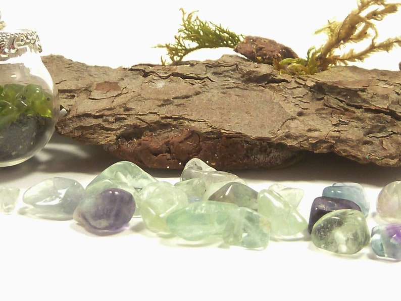 DIY fluorite filling for glass hollow beads