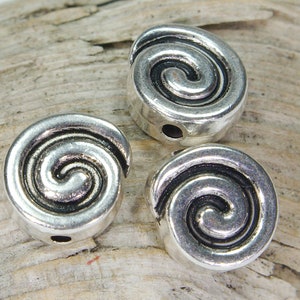 25 cuentas de metal de 8 mm x 3 mm en espiral