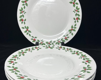 Royal Norfolk HOLLY DINNER PLATES Set of 4 Holly and Berries Royal Norfolk Plates