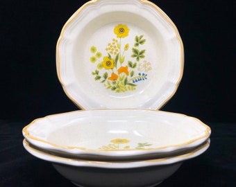 Mikasa Fresh Floral Soup Bowls - 1970s Flower Power Dinnerware, Set of 3