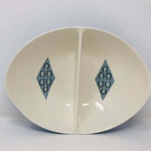 Mid Mod Dinnerware Iroquois Blue Diamonds Ben Seibel Divided Vegetable Bowl Informal Ben Seibel Blue Diamond Divided Vegetable Bowl Iroquois