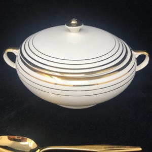 Salem Etude Lidded Vegetable Bowl: Art Deco 23K Gold Dinnerware