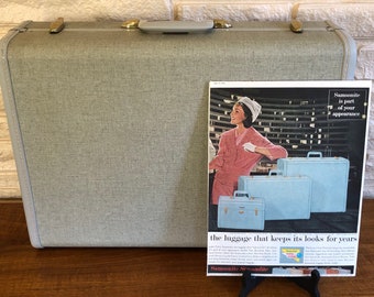 Vintage Samsonite Streamlite Train Case: Mid-century Beige