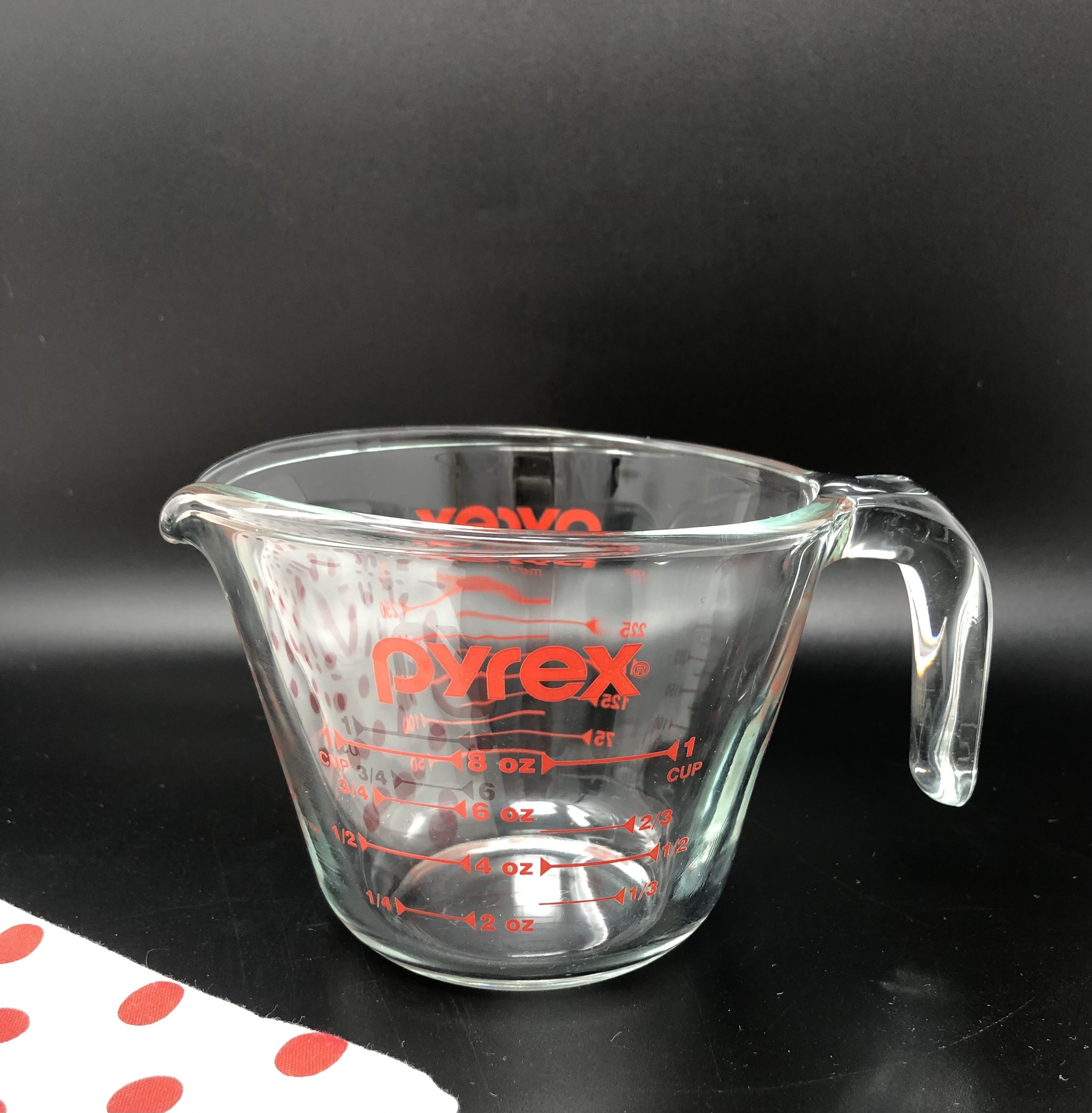 Glass Pyrex 4 Cup 1 Quart 32oz Glass Measuring Cup Red Print Handle & Pour  Spout