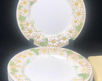 Sculptured Daisy Salad Plates - Set of 4 - 1960s Flower Power Dinnerware