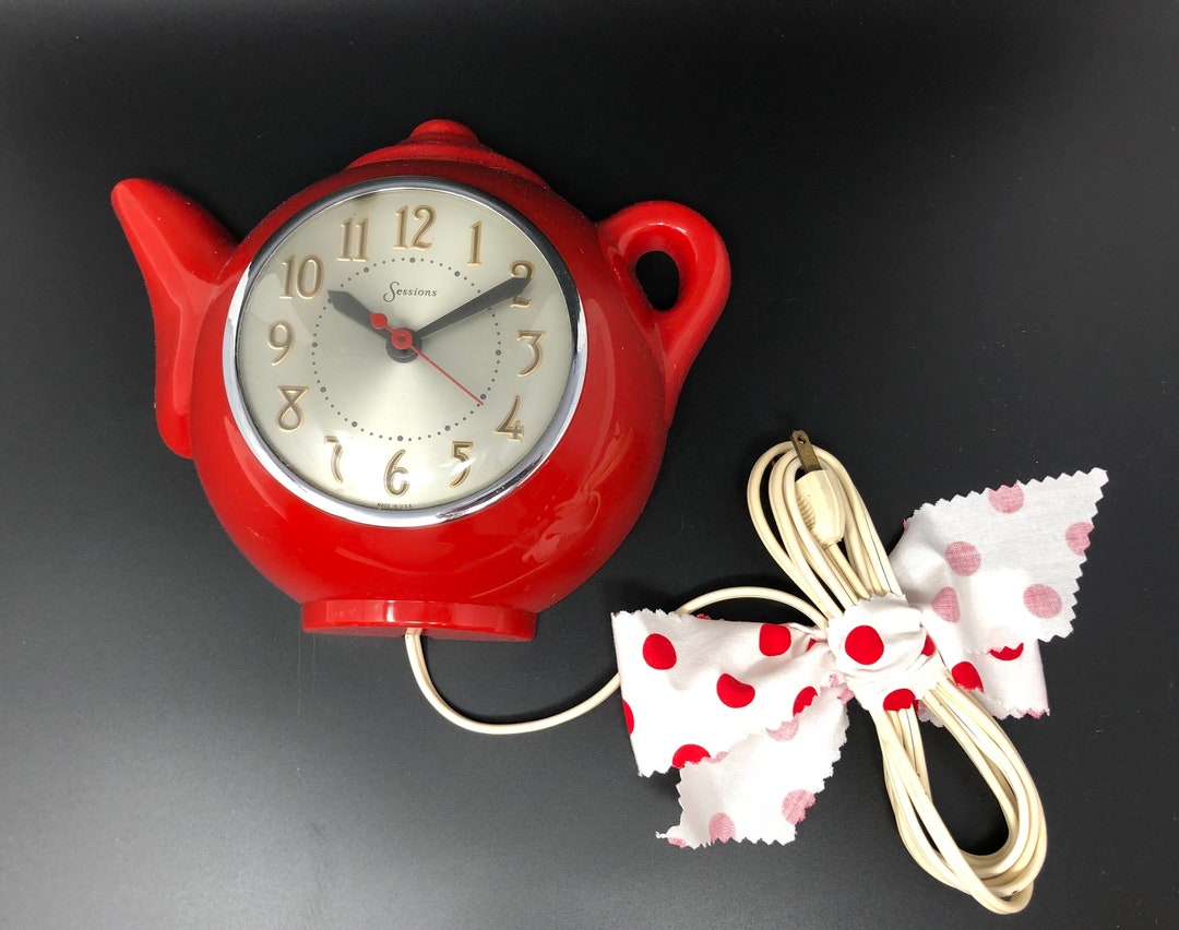 Red Teapot Kitchen Wall Clock Vintage 1950s Mid Century Etsy