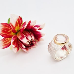 Silver ring with morganite in rose gold setting