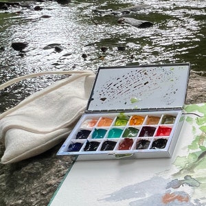 Mini Empty Portable Watercolor Travel Painting Palette with Magnetic Clip