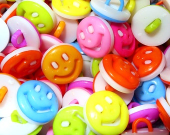 10 Knöpfe Bunt Smily Emoji *MIX* Ösenknöpfe 1,8cm / 18mm