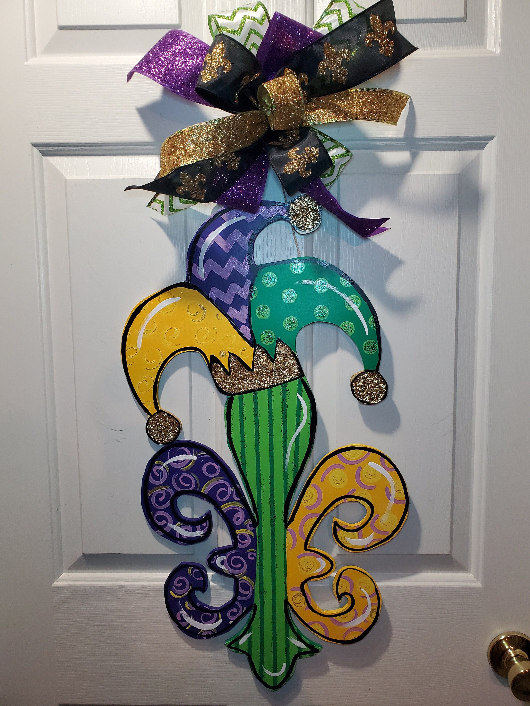 mardi gras crown door hanger