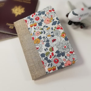 protège passeport en lin, étui à passeport simple, protège passeport personnalisable, passeport personnalisé à motif Liberty fleuri gris