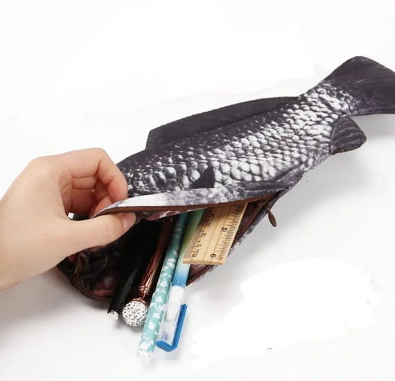 SIVZUMO Confezione da 1 Astuccio per matite artistiche a forma di pesce, astuccio con cerniera, divertente borsa per penne a forma di pesce, Astuccio Creativo a Forma di Pesce