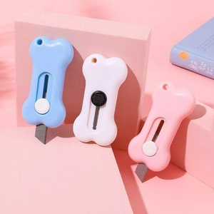 1pc Cute Mini Dog Bone Utility Knife, Box Cutter, Art Knife, Cutting Tool, School, Office Stationery Supplies, Mini Utility Knife, Gift
