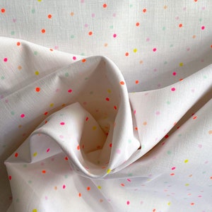 à partir de 50 cm de tissu néon confettis 100% coton Rico Design