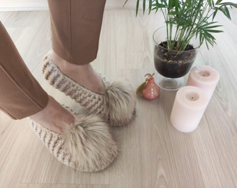 Alpaca Wool Crochet Slippers: Furry Cozy Women's Shoes