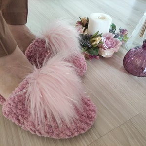 Fluffy Pink House Slippers for Women - Winter Spa Footwear,Cozy Handmade Women&#39;s Indoor Slippers - Fluffy Soft Shoes,