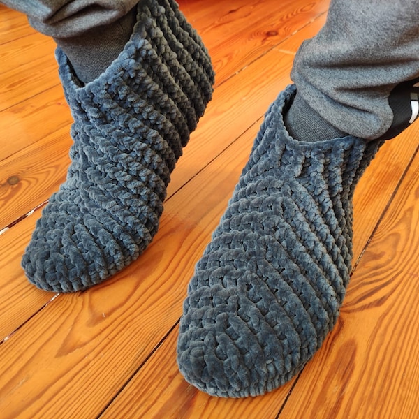 Men Crochet boots,big size mens boots,men knitted boots,mens house shoes,mens wool boots,men Warm boots,indoor boots for mens,hand made boot