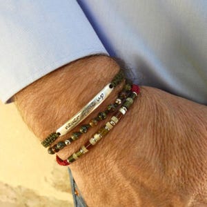 Trendy triple men&#39;s bracelet in natural Dragon&#39;s Blood Jasper and Mother-of-pearl stone