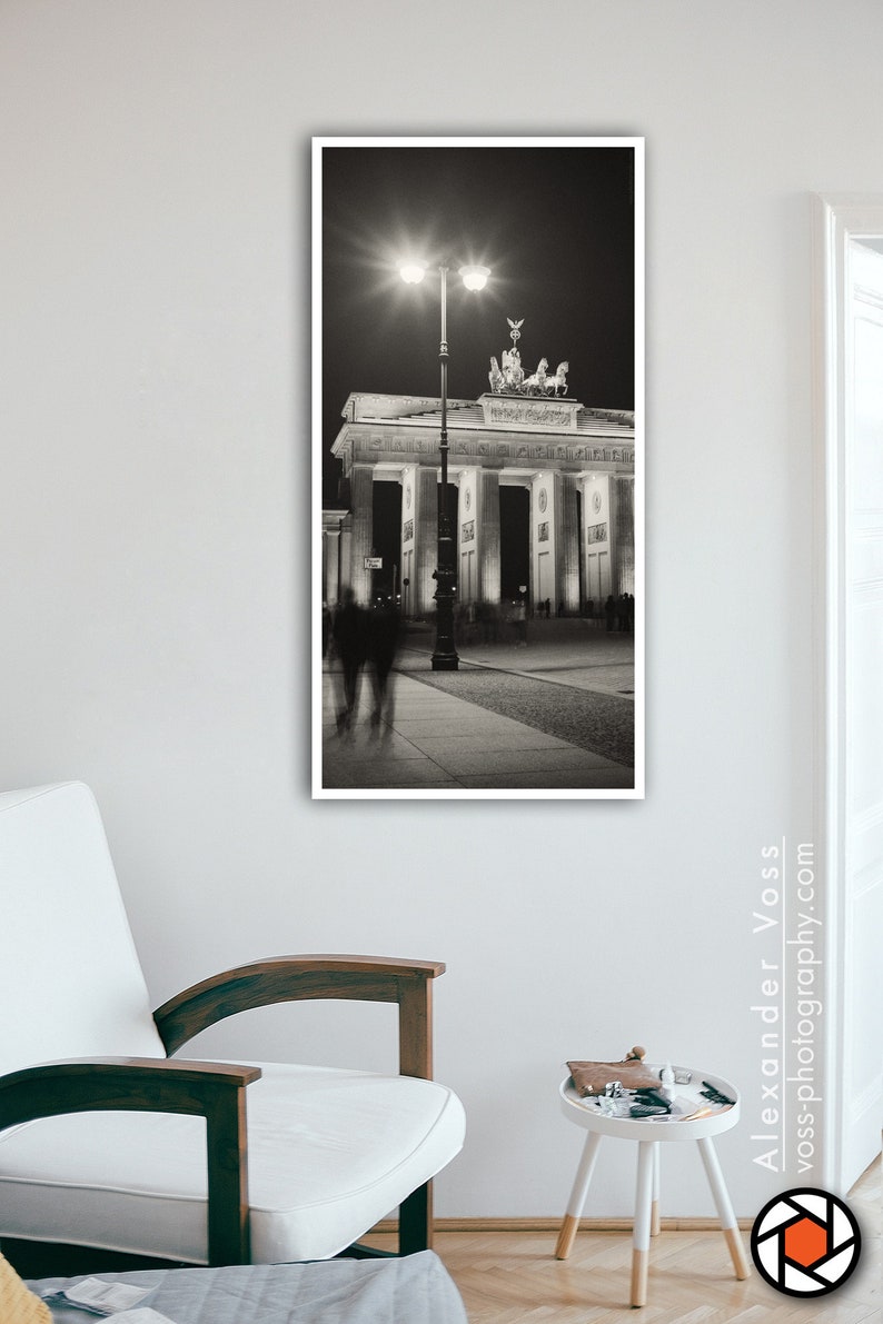 Schwarz Weiß Fotografie Berlin Brandenburger Tor Wandbild Poster auf LKW-Plane Bild hängt ohne Rahmen Fotokunst direkt vom Fotografen zdjęcie 6