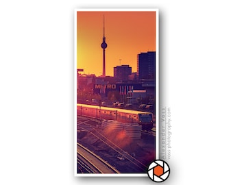 Berlin Wandbild auf LKW-Plane - Originelles Skyline-Poster im Hochformat, einfach ohne Rahmen aufhängen - Fotokunst direkt vom Fotografen